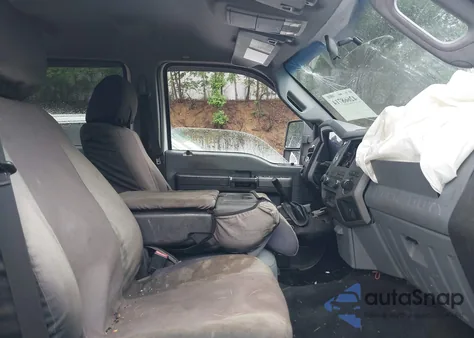 2011 Ford F-250 Xlt from USA, damaged, VIN 1FT7W2BT5BEC80097